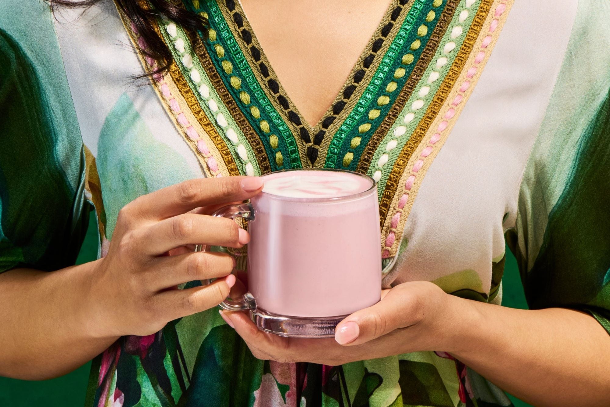 Hibiscus Berry Superfood Latte